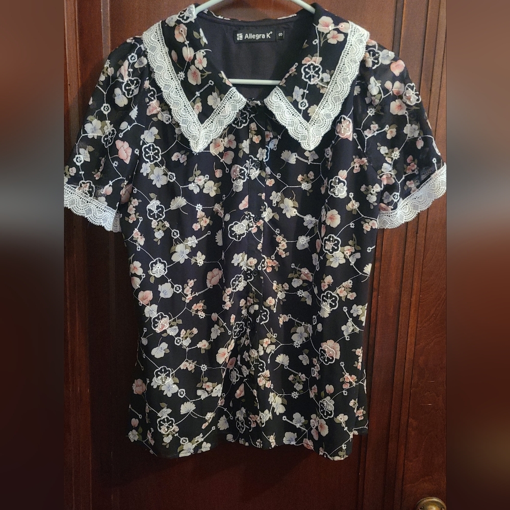 Allegra K Blouse- Size Small